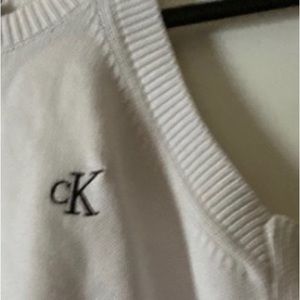 NWT CALVIN KLEIN JEANS LOGO SLEEVELESS HIGH NECK SWEATER TOP